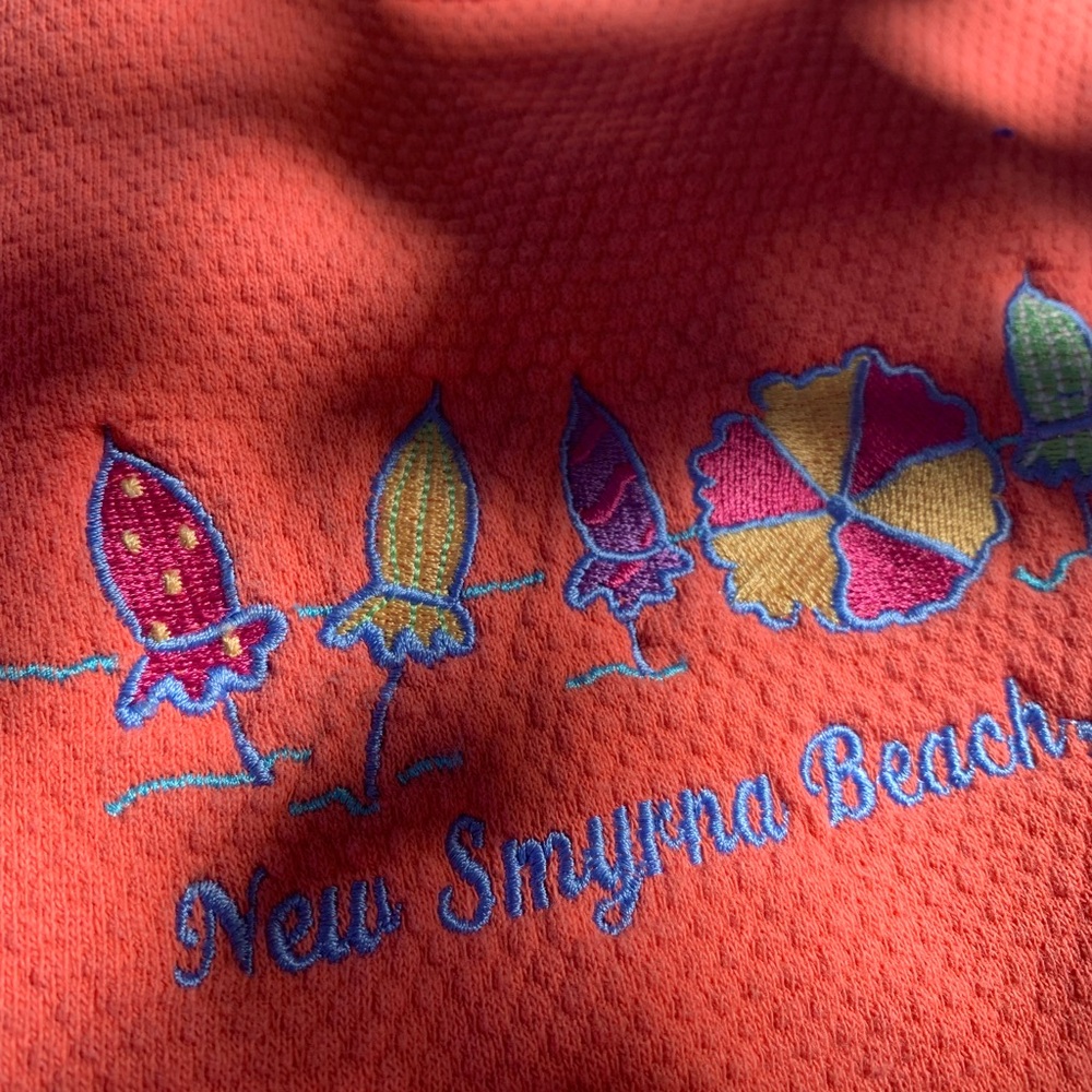Vintage New Smyrna Beach sweatshirt size Medium. - Picture 6 of 9